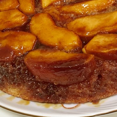 apple caramel cake dessert soofoodies