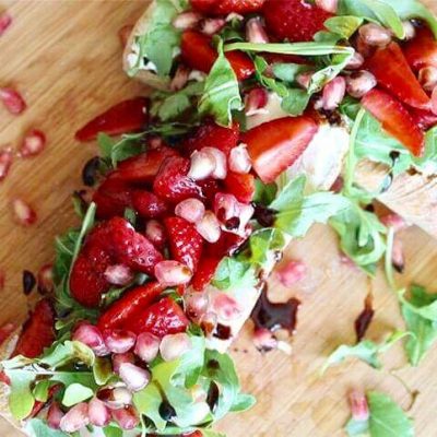 soofoodies strawberry cheese ciabatta with homemade balsamic reduction appetizer